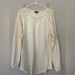 NWT bua/bua Women’s 1X Ivory Long Sleeve Top With Lace Sleeves/Neckline